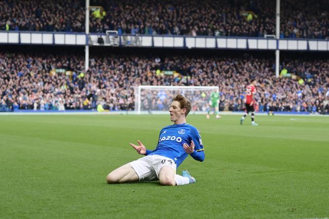 咪咕视频官网-【英超】小将远射幸运破门 曼联客场0比1负埃弗顿